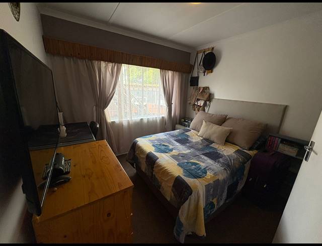 3 BEDROOM HOUSE FOR SALE IN MINNEBRON